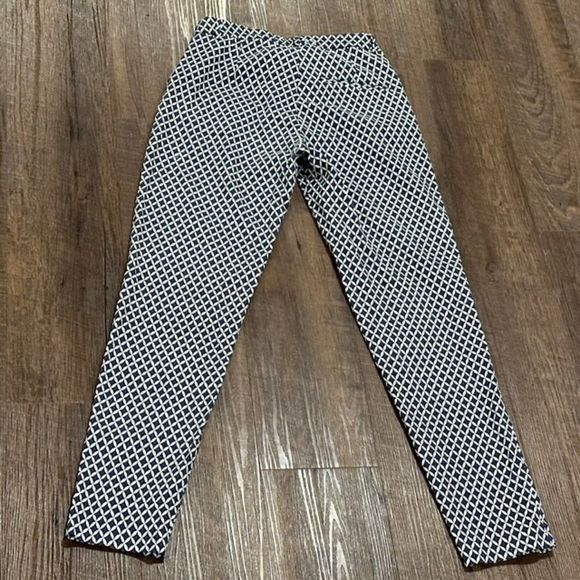 H&M Ankle Pants Women's Size 2 Diamond Geometric Trousers Print Blue White - Picture 2 of 8